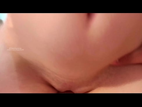 ❤️ Natulog sa kwarto sa akong ate ug mao to nakamata ko ️ Porn video sa amon ❤