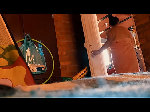 ❤️ Gisundan ko sa akong uyoan sa shower, gisabak ko niya samtang naligo ko. ️ Porn video sa amon ❤
