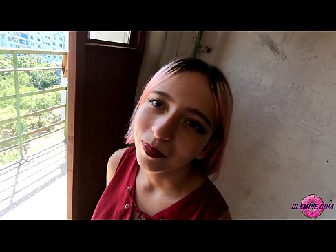 ❤️ Estudyante Sensual Nagsuso sa usa ka Estranghero sa Outback - Cum Sa Iyang Nawong ️ Porn video sa amon ❤